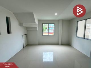 For sale 3 bedrooms townhouse in Mueang Nakhon Pathom, Nakhon Pathom