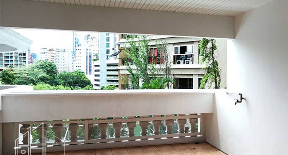 For rent 4 ベッドルーム apartment in Khlong Toei, Bangkok