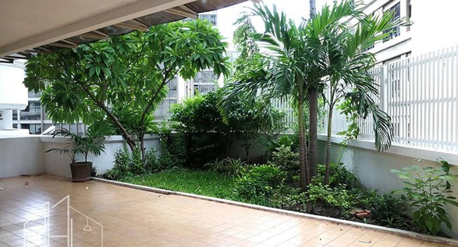 For rent 4 ベッドルーム apartment in Khlong Toei, Bangkok