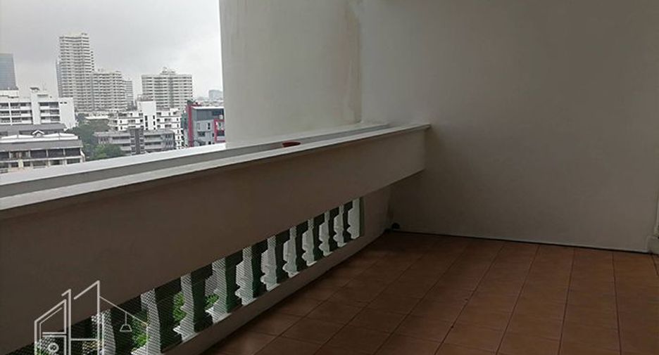 For rent 4 ベッドルーム condo in Khlong Toei, Bangkok