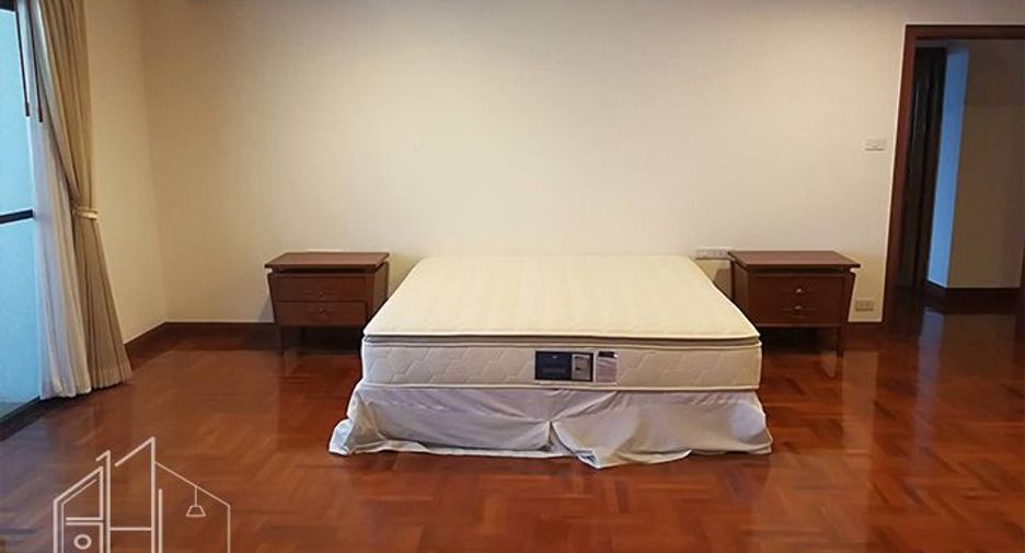 For rent 4 ベッドルーム condo in Khlong Toei, Bangkok