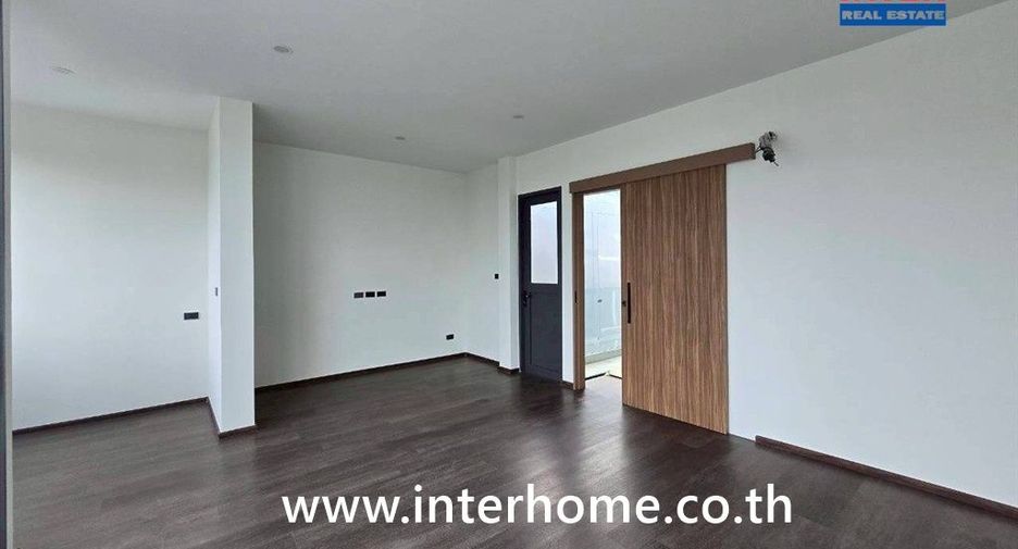 For sale 5 bedrooms house in Bang Khen, Bangkok