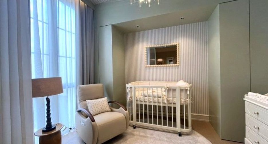 For sale 4 bedrooms house in Suan Luang, Bangkok