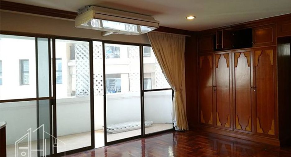 For rent 4 ベッドルーム apartment in Khlong Toei, Bangkok
