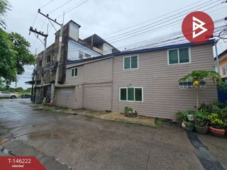 For sale 3 bedrooms retail Space in Ban Bueng, Chonburi