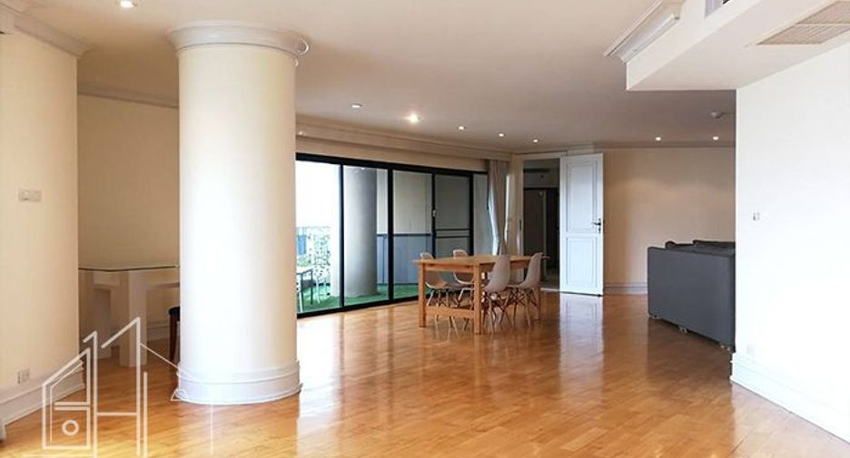 Condo en alquiler de 3 habitaciones en Khlong Toei, Bangkok