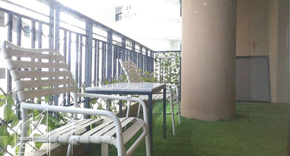 Condo en alquiler de 3 habitaciones en Khlong Toei, Bangkok