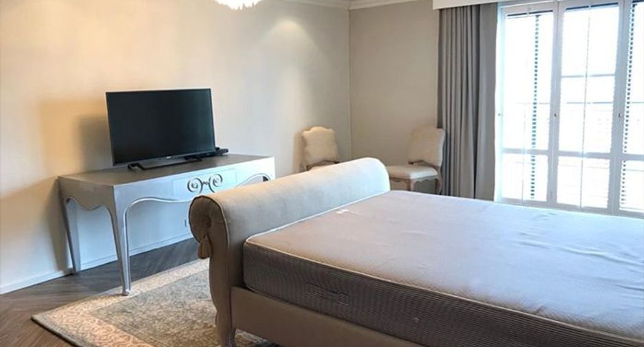 Apartamento en alquiler de 4 habitaciones en Khlong Toei, Bangkok