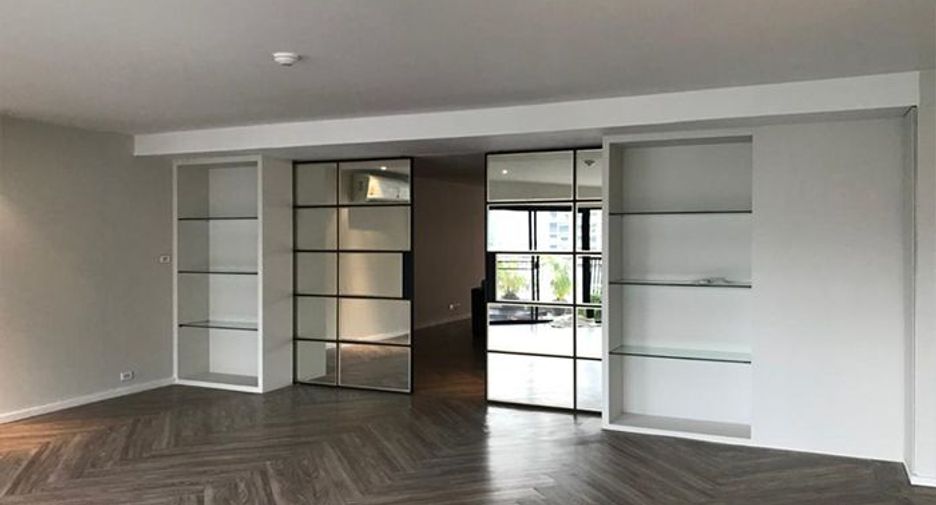 Apartamento en alquiler de 4 habitaciones en Khlong Toei, Bangkok