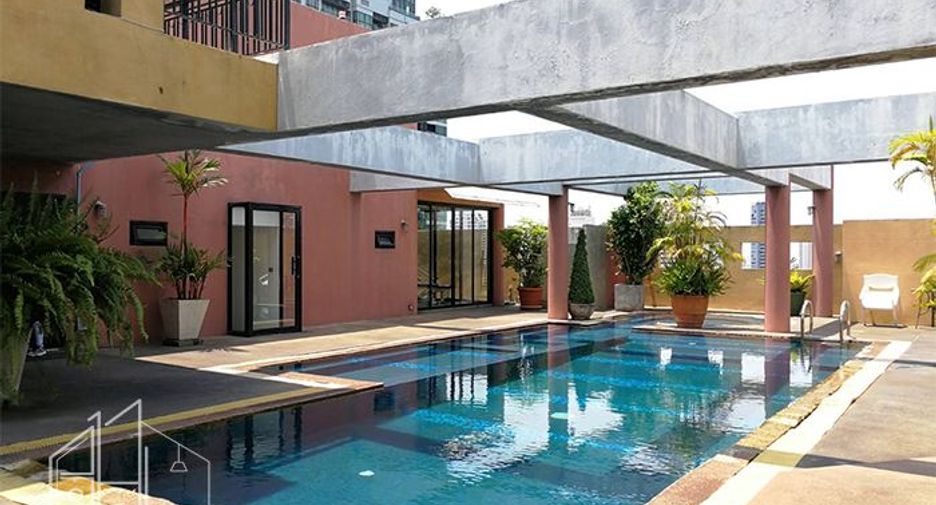 Apartamento en alquiler de 4 habitaciones en Khlong Toei, Bangkok