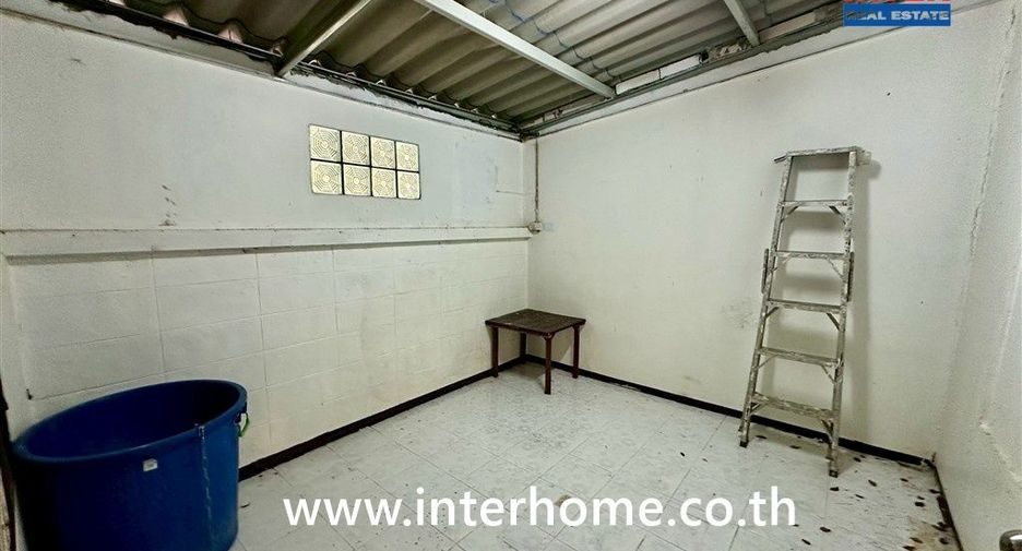Casa adosada en venta de 4 habitaciones en Bang Bua Thong, Nonthaburi
