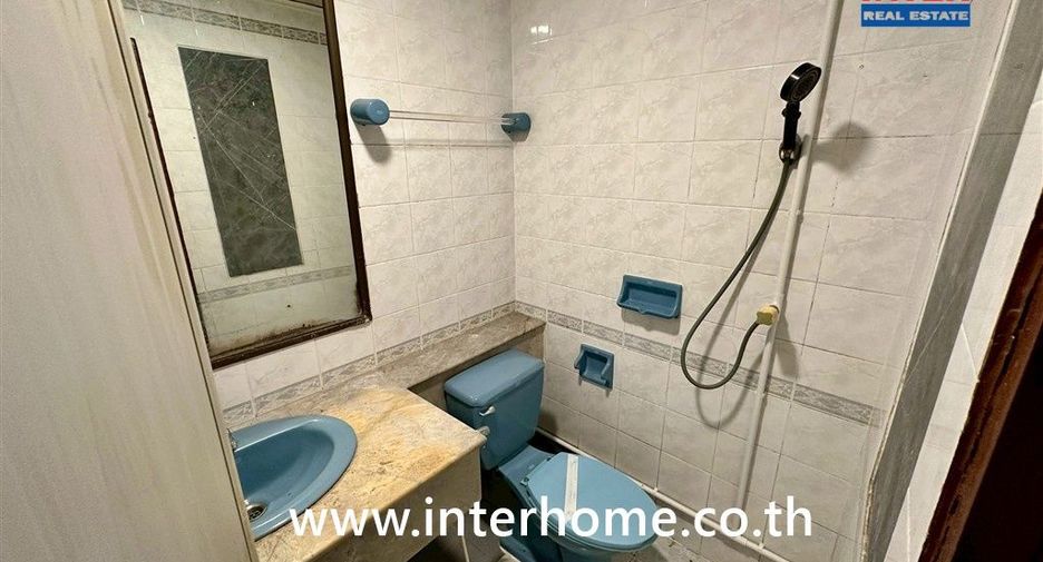 Casa adosada en venta de 4 habitaciones en Bang Bua Thong, Nonthaburi