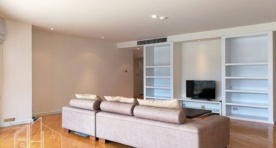 Condo en alquiler de 3 habitaciones en Khlong Toei, Bangkok