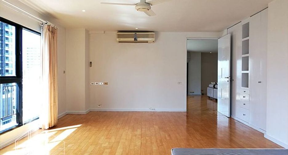Condo en alquiler de 3 habitaciones en Khlong Toei, Bangkok