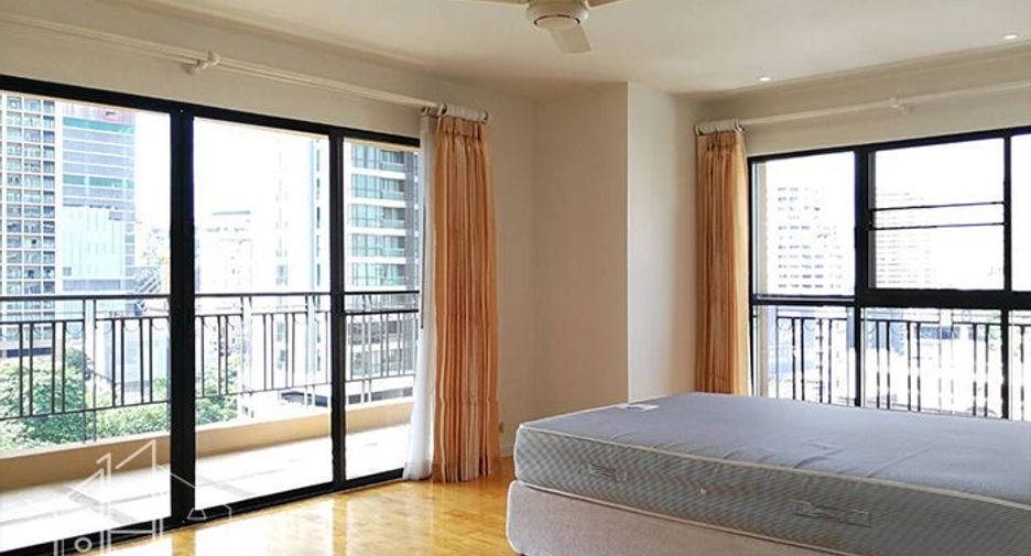 Condo en alquiler de 3 habitaciones en Khlong Toei, Bangkok