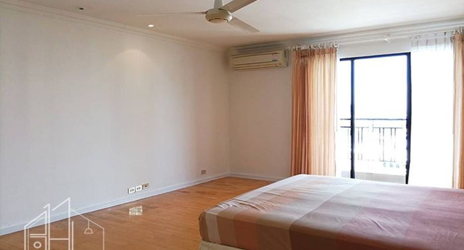 Condo en alquiler de 3 habitaciones en Khlong Toei, Bangkok