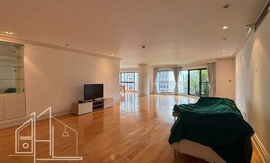Apartamento en alquiler de 3 habitaciones en Khlong Toei, Bangkok