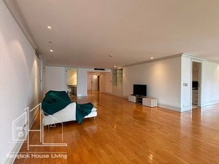 Apartamento en alquiler de 3 habitaciones en Khlong Toei, Bangkok