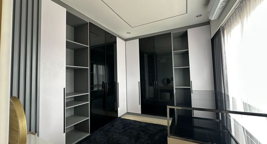 À vendre 4 chambres villa à Bang Lamung, Chonburi