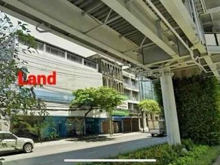 For sale land in Phra Khanong, Bangkok