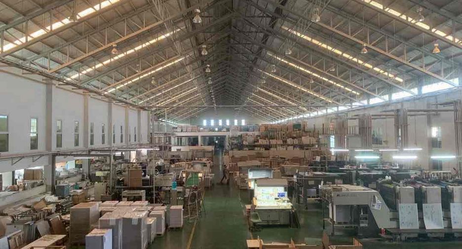 For sale 10 bedrooms warehouse in Mueang Samut Sakhon, Samut Sakhon