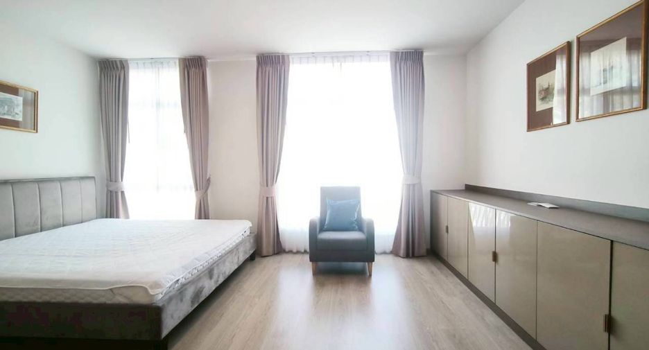 À louer 2 chambres maison de ville à Bang Phli, Samut Prakan