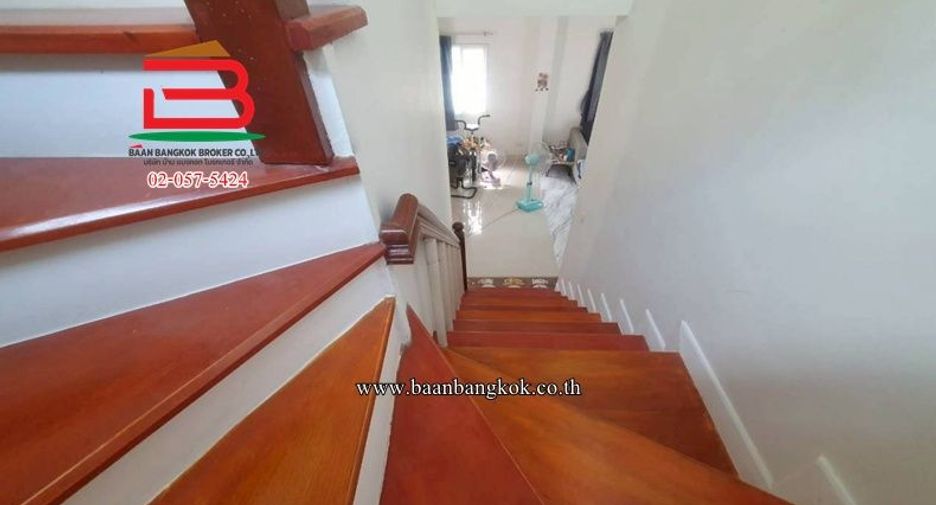 Haus zum Kauf mit 3 Zimmer in Pak Kret, Nonthaburi