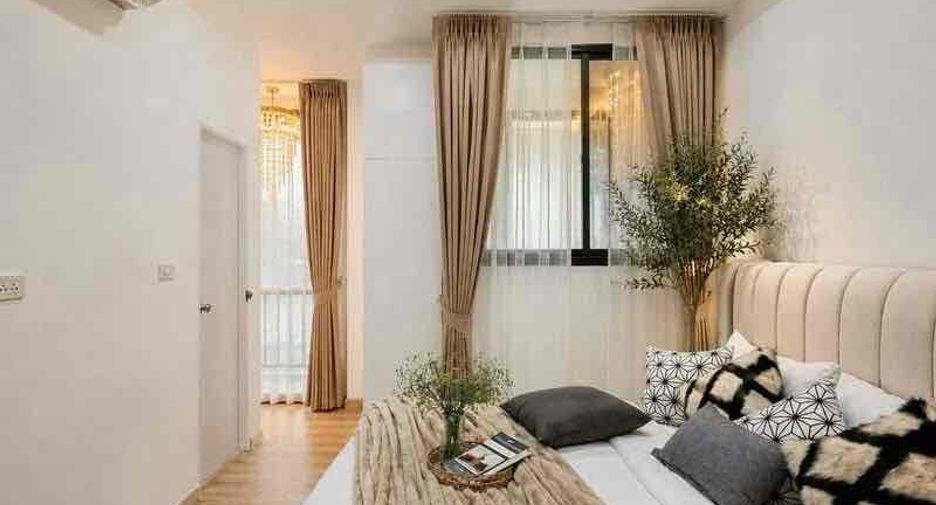 Casa adosada en alquiler de 4 habitaciones en Bang Lamung, Chonburi