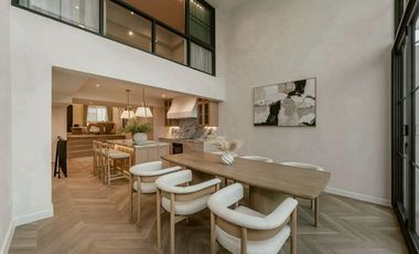 Haus zur Miete und zum Kauf mit 5 Zimmer in Khlong Toei, Bangkok