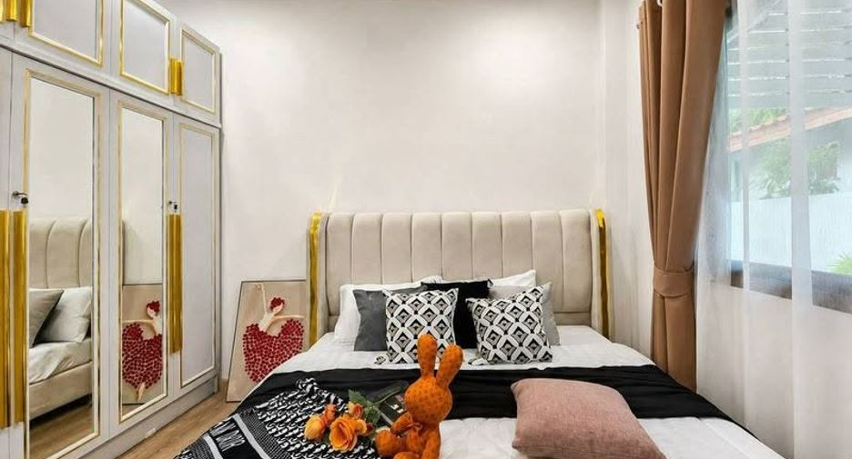 For rent 4 bedrooms house in Bang Lamung, Chonburi