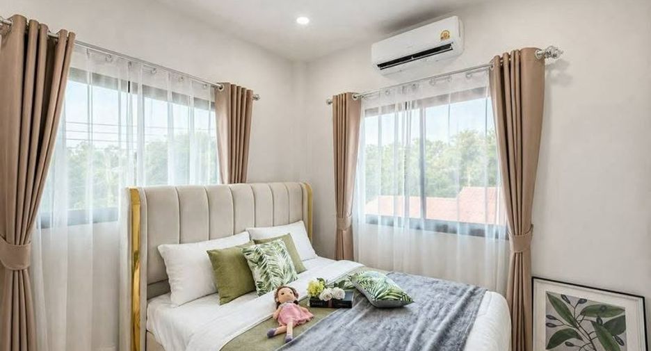 For rent 4 bedrooms house in Bang Lamung, Chonburi