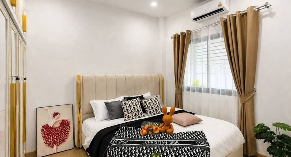 For rent 4 bedrooms house in Bang Lamung, Chonburi
