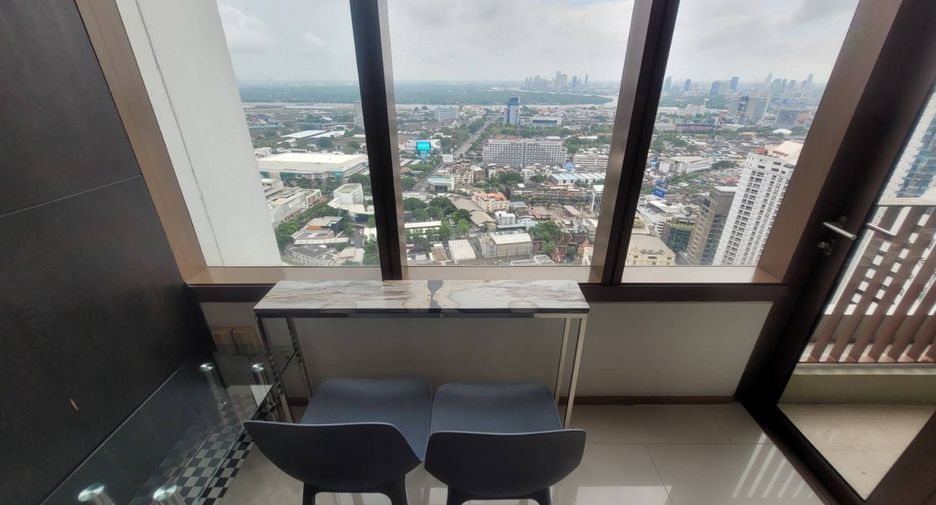 For rent 1 bed condo in Khlong Toei, Bangkok
