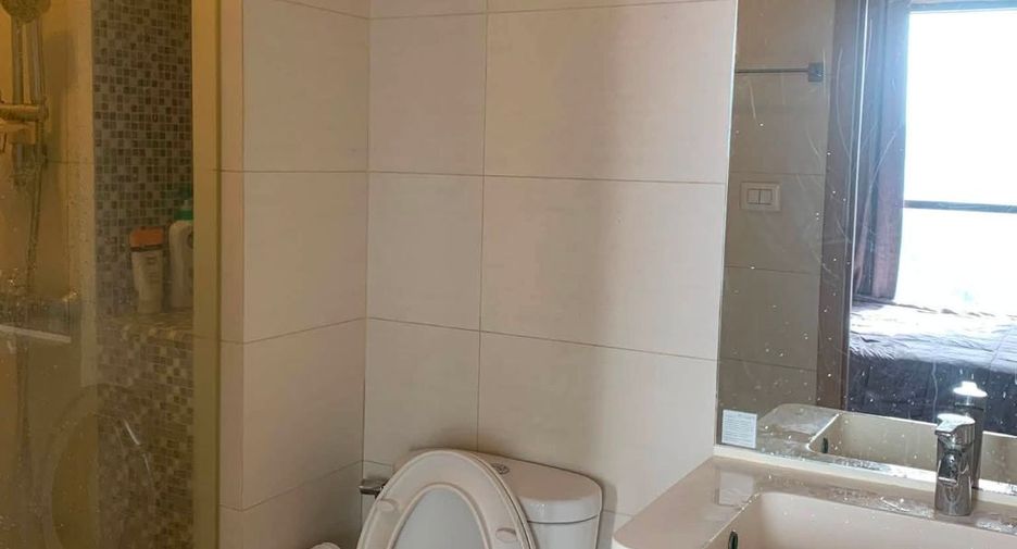 For rent 1 bed condo in Huai Khwang, Bangkok