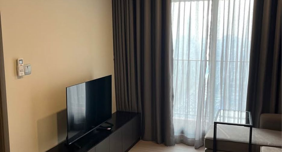 For rent 1 bed condo in Huai Khwang, Bangkok