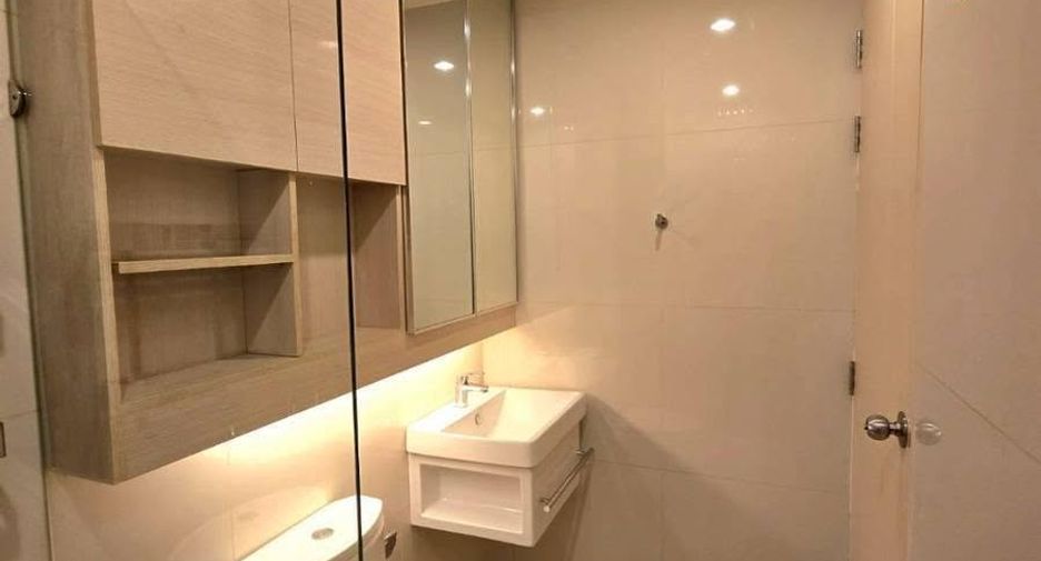 For rent 1 bed condo in Watthana, Bangkok