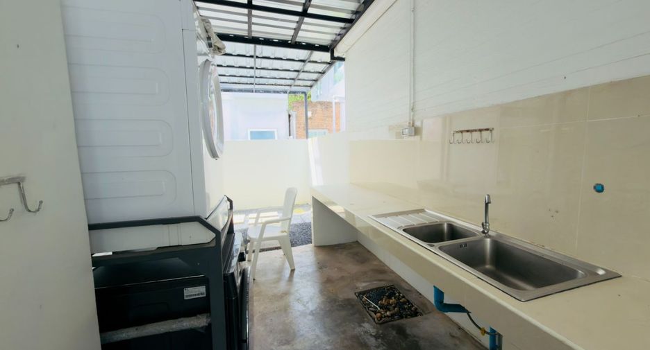 For rent 3 bedrooms house in Mueang Phuket, Phuket