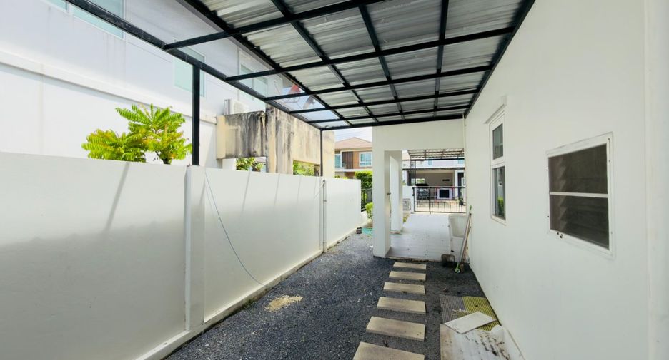 For rent 3 bedrooms house in Mueang Phuket, Phuket