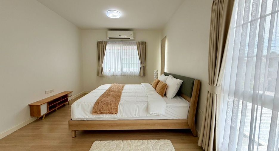 For rent 3 bedrooms house in Mueang Phuket, Phuket