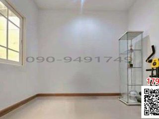 For rent 3 bedrooms townhouse in Mueang Nonthaburi, Nonthaburi