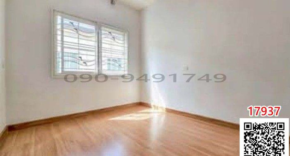 For rent 3 bedrooms townhouse in Mueang Nonthaburi, Nonthaburi