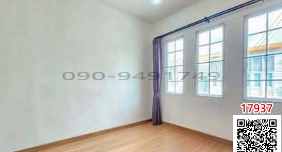 For rent 3 bedrooms townhouse in Mueang Nonthaburi, Nonthaburi