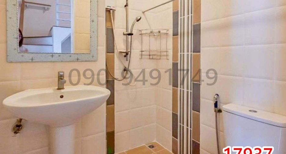 For rent 3 bedrooms townhouse in Mueang Nonthaburi, Nonthaburi