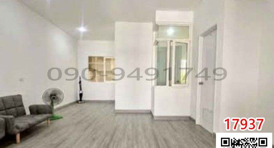 For rent 3 bedrooms townhouse in Mueang Nonthaburi, Nonthaburi