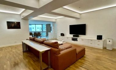 Condo en venta de 3 habitaciones en Khlong Toei, Bangkok
