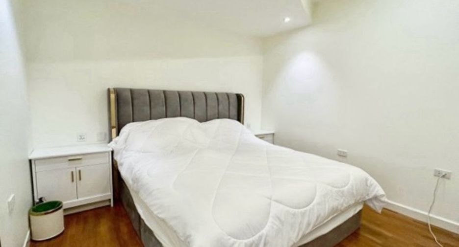 Condo en venta de 3 habitaciones en Khlong Toei, Bangkok