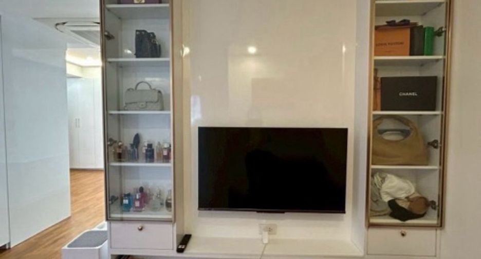 Condo en venta de 3 habitaciones en Khlong Toei, Bangkok