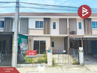 Casa adosada en venta de 3 habitaciones en Phra Samut Chedi, Samut Prakan