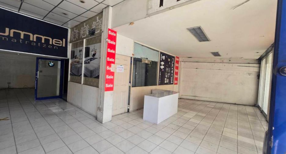 For rent retail Space in Bang Khen, Bangkok