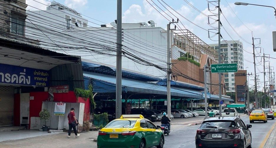 For rent retail Space in Bang Khen, Bangkok